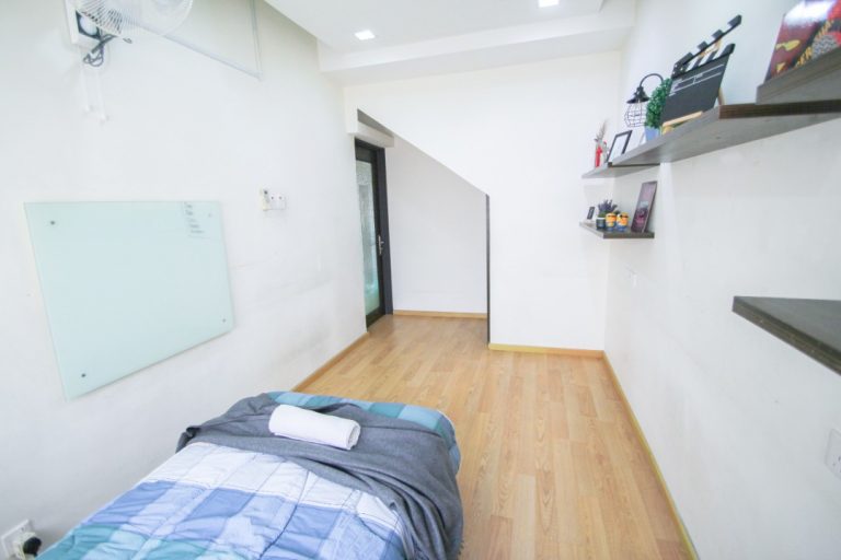 single room with window, ready to walk in 3 WhatsApp Image 2021 12 01 at 23.04.07 2 1dbbca8e - RoomGrabs