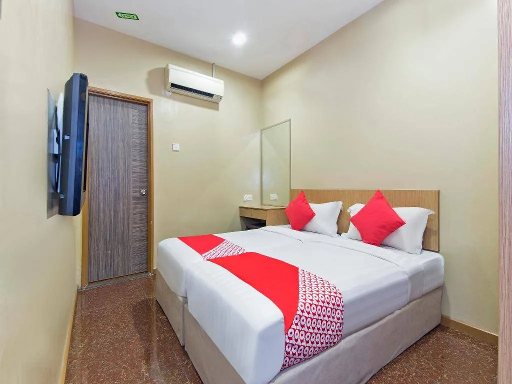 2096649r9l 63caa909 | RoomGrabs