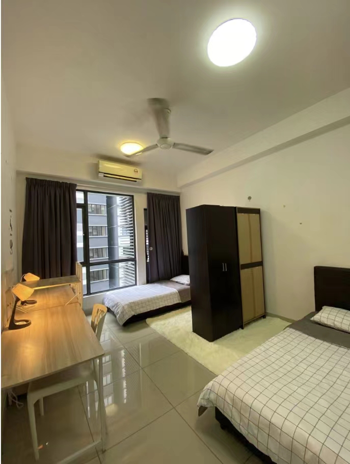 Spacious Shared room with privacy FREE Utilites &amp; Cleaning 📍Utropolis Glenmarie, Shah Alam