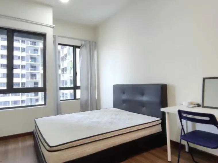 423477FB 5DEB 4683 9CE3 FE91A9860E73 a17ab86f | RoomGrabs