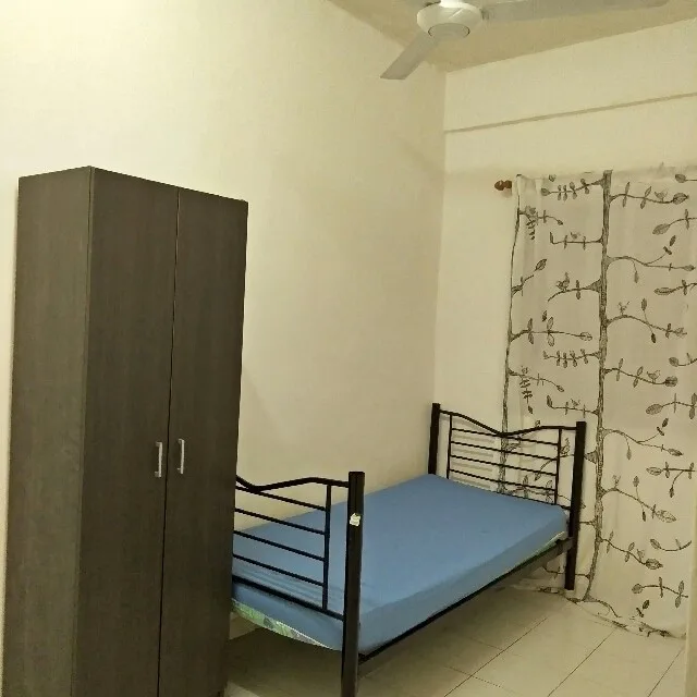 R1 9287647a | RoomGrabs