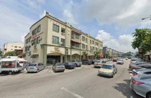 road side f55deb02 - RoomGrabs