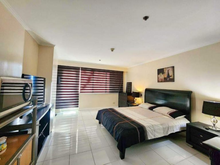7632CD9D ABD3 467B 8823 B005CEE75693 - RoomGrabs