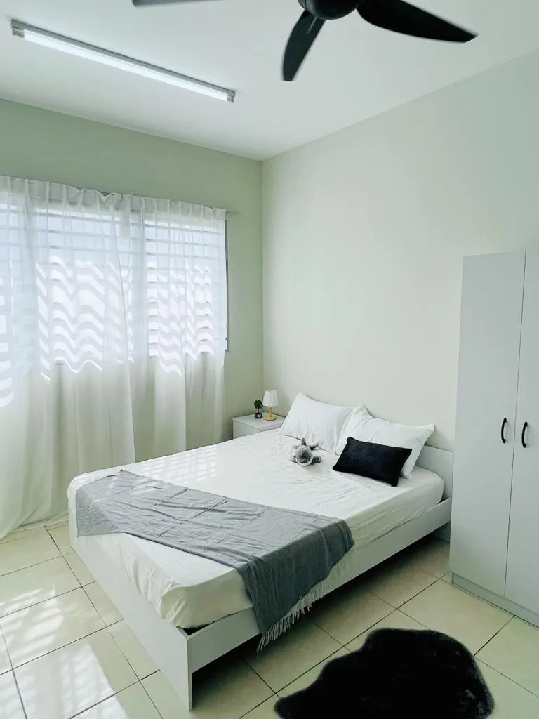 master room - RoomGrabs