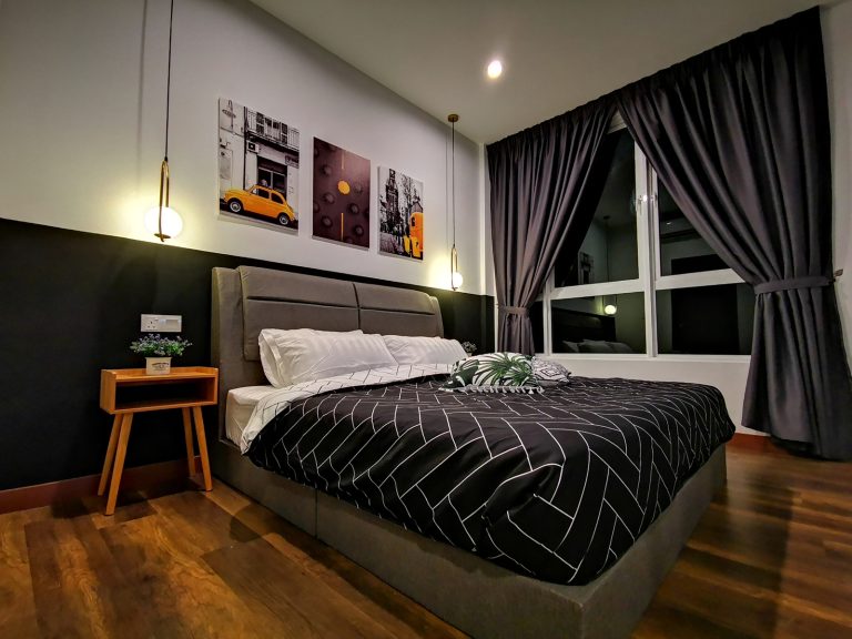 Bed 1 - RoomGrabs