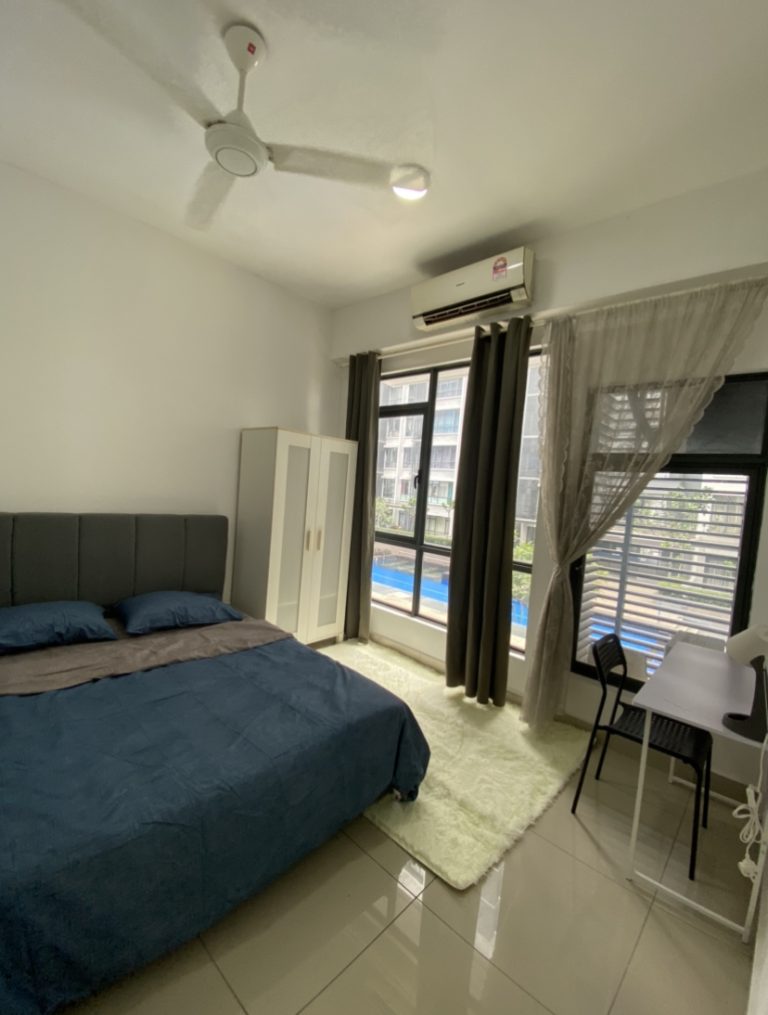 388CA4CF E38A 4C8C AEFF C56B9F9ABAC0 | RoomGrabs