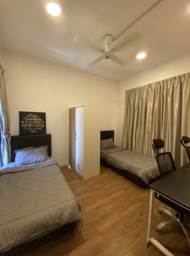 E42C3720 5234 4F06 8D36 2BF49A1146B2 | RoomGrabs