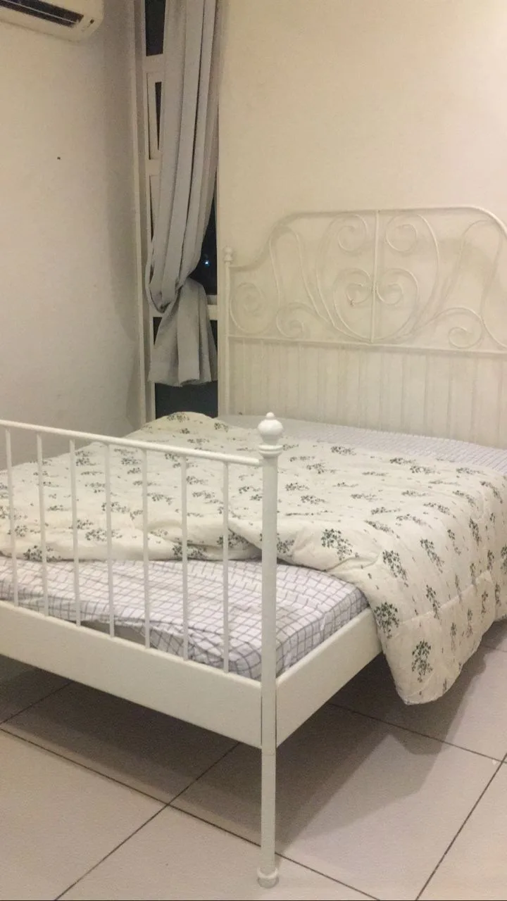 C30EF894 0F23 4D23 AAAF 2BF402029136 - RoomGrabs