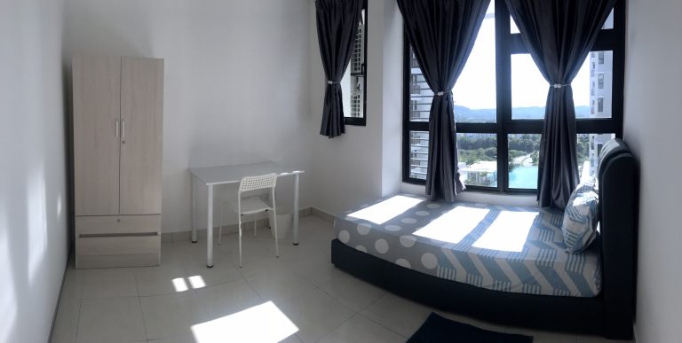 Pool view room for rent at Tiara Imperio, Bangi 3 DD04DC6C 6E33 48DE B5C5 4F328FB9A27C - RoomGrabs
