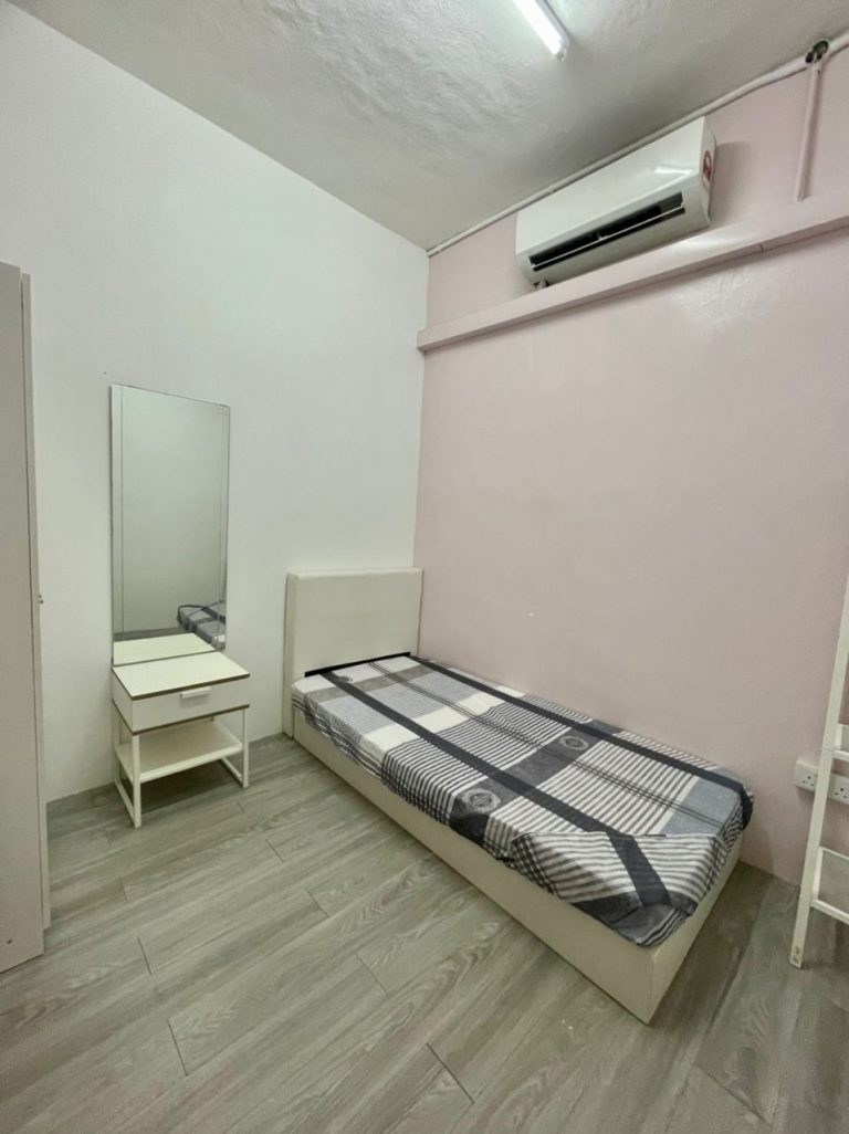 3mins walk to INTI college Room Rent at Subang 3 WhatsApp Image 2021 11 02 at 3.21.03 PM - RoomGrabs