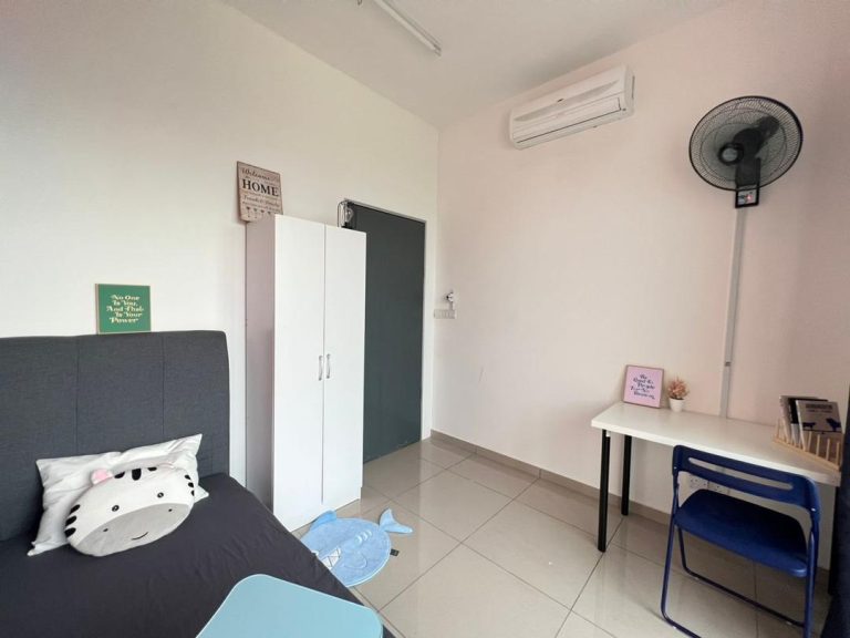 WELL-MANAGED ROOM FOR RENT IN TAMAN DESA 3 WhatsApp Image 2023 05 26 at 12.26.13 AM - RoomGrabs