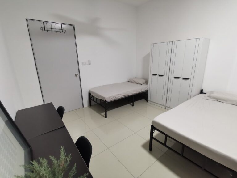 3 - RoomGrabs