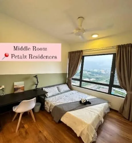 Cozy & Lovely Middle Room for RENT at Petalz Residences 3 FB IMG 1694607876301 - RoomGrabs