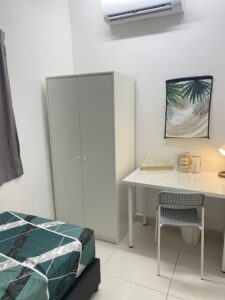 ROOM2 - RoomGrabs