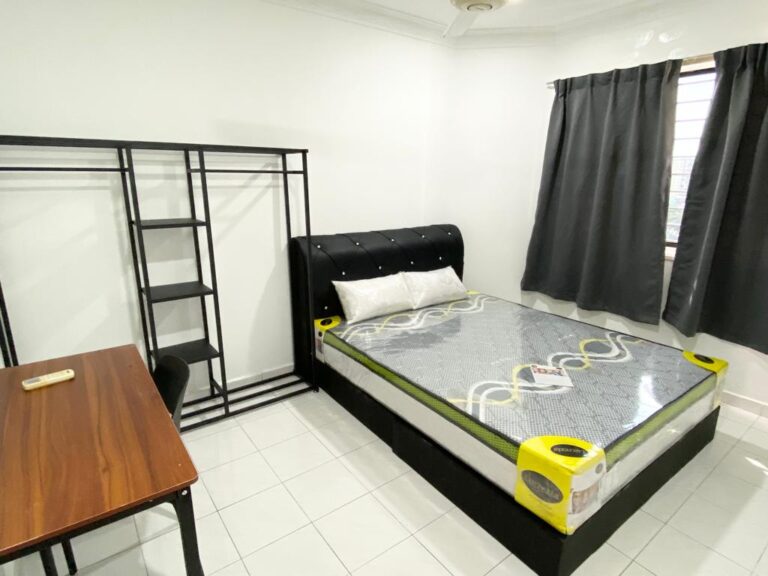 FEMALE ROOM at Pudu– 5-10min to TRX 3 WhatsApp Image 2023 08 10 at 17.34.37 - RoomGrabs