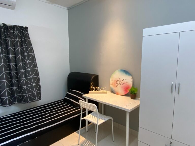 Single Room with Shared Bathroom in kinrara mas📢 3 WhatsApp Image 2023 09 13 at 9.56.54 AM - RoomGrabs