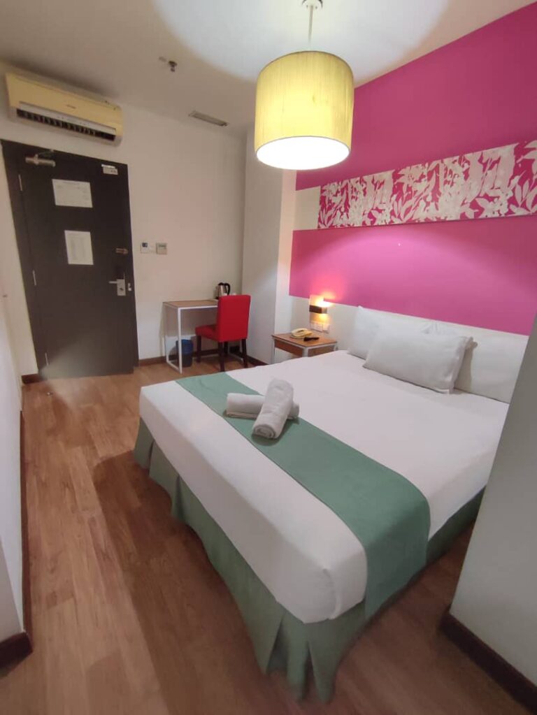 WhatsApp Image 2023 09 15 at 12.12.39 PM - RoomGrabs