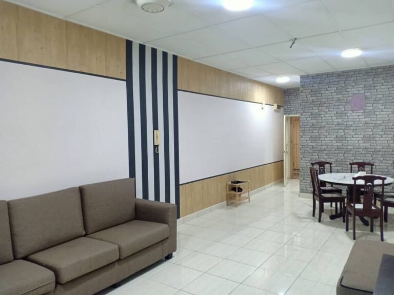 7de3bb14 61b1 4e15 9594 2ba55c129515 | RoomGrabs