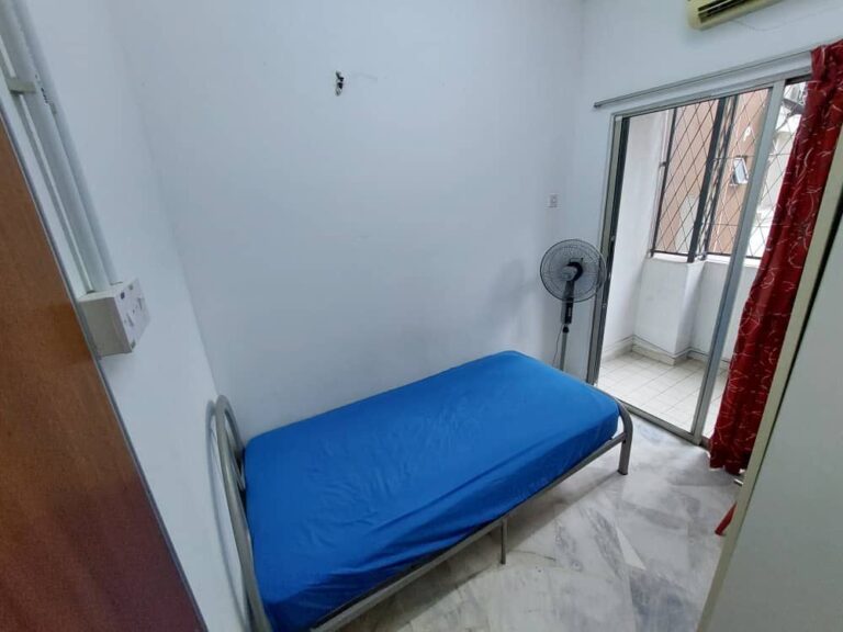 WhatsApp Image 2023 09 18 at 3.02.19 PM - RoomGrabs
