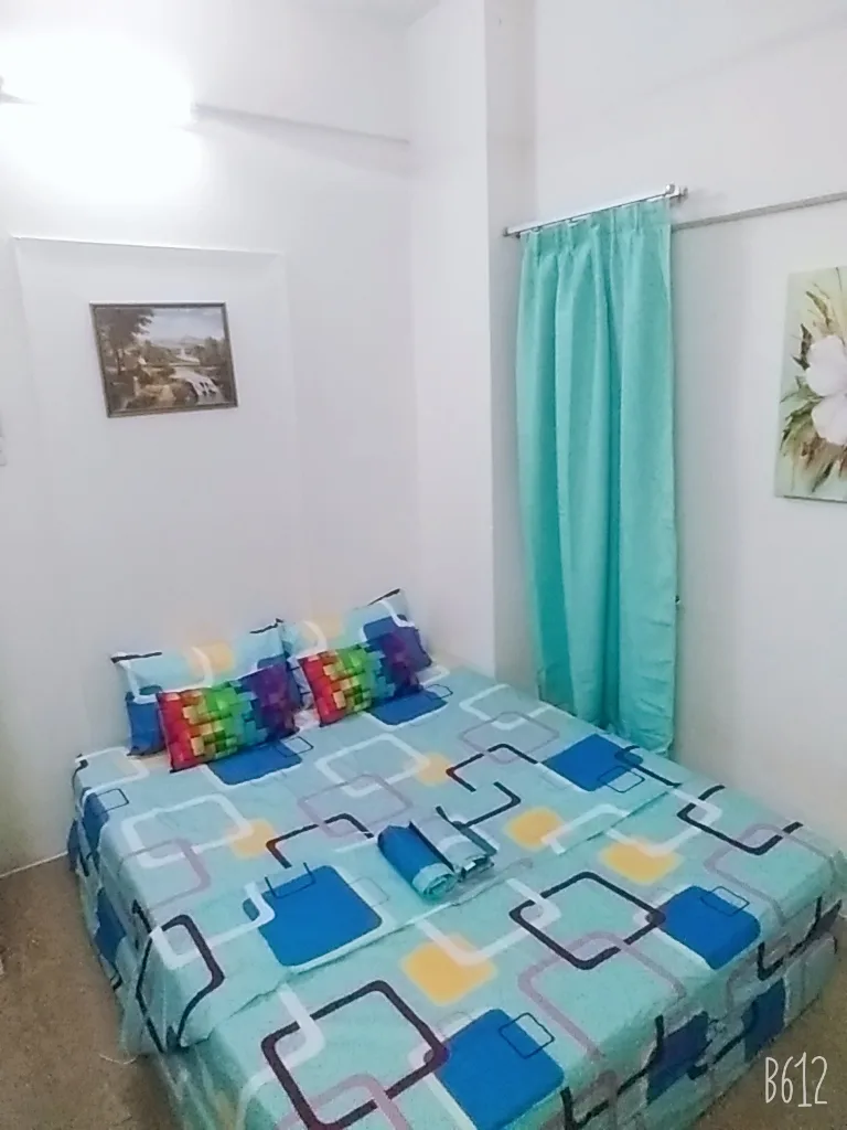 6 - RoomGrabs