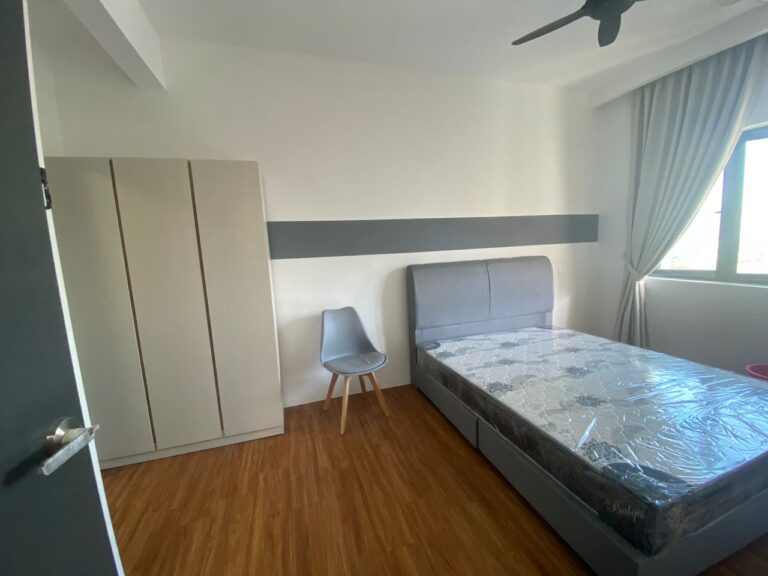 R4 Master 1 - RoomGrabs
