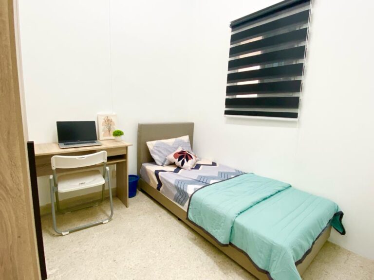 Single Room @ Taman Connaught 3 WhatsApp Image 2023 11 07 at 23.39.55 - RoomGrabs