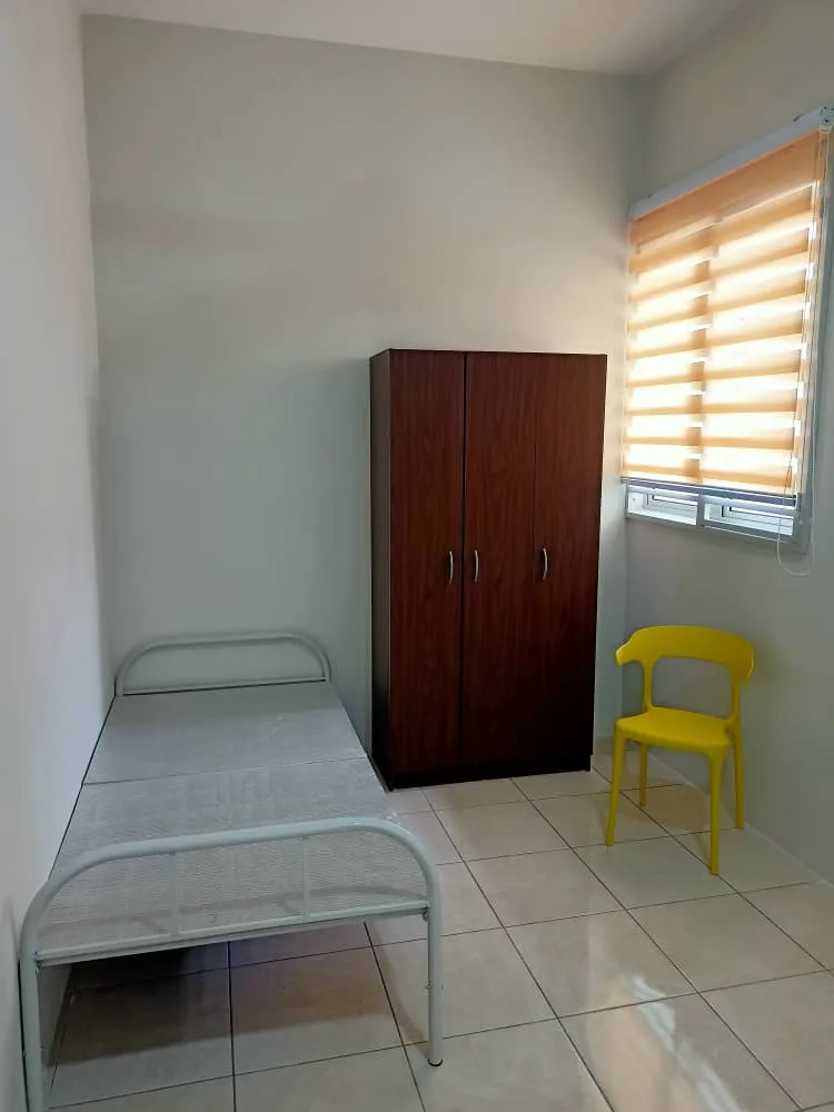 Room2 - RoomGrabs