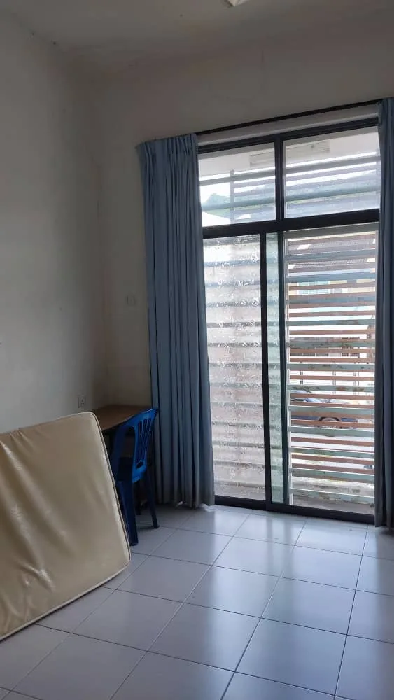 room for rent at Bayan Lepas + car porch 3 WhatsApp Image 2023 07 16 at 11.01.42 1 - RoomGrabs