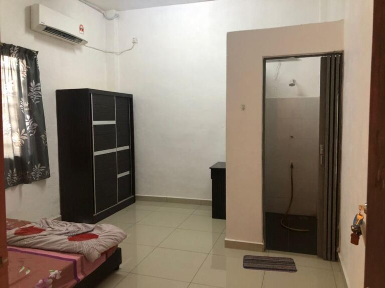 ROOM RENTAL 3 WhatsApp Image 2023 12 19 at 18.27.36 1 - RoomGrabs