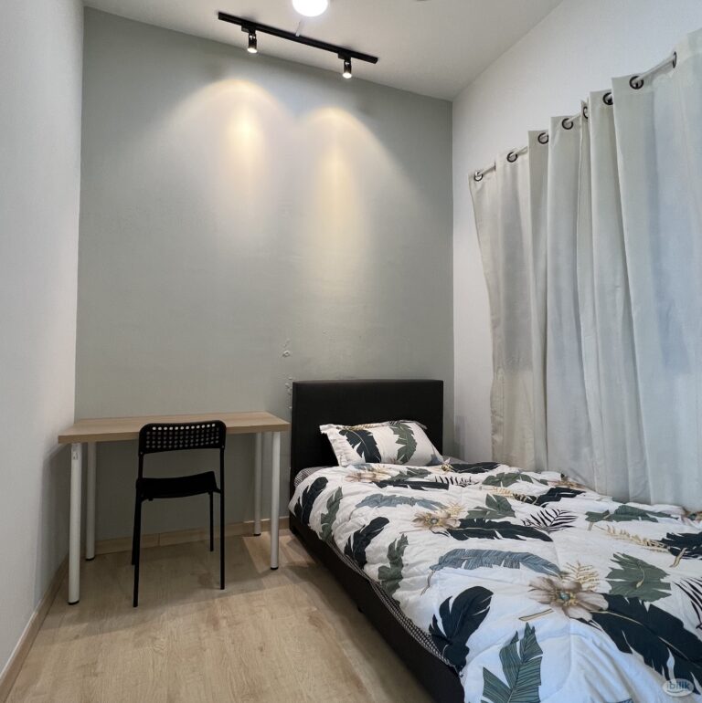1 3 - RoomGrabs
