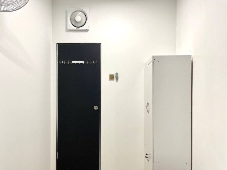1001 r14 - RoomGrabs