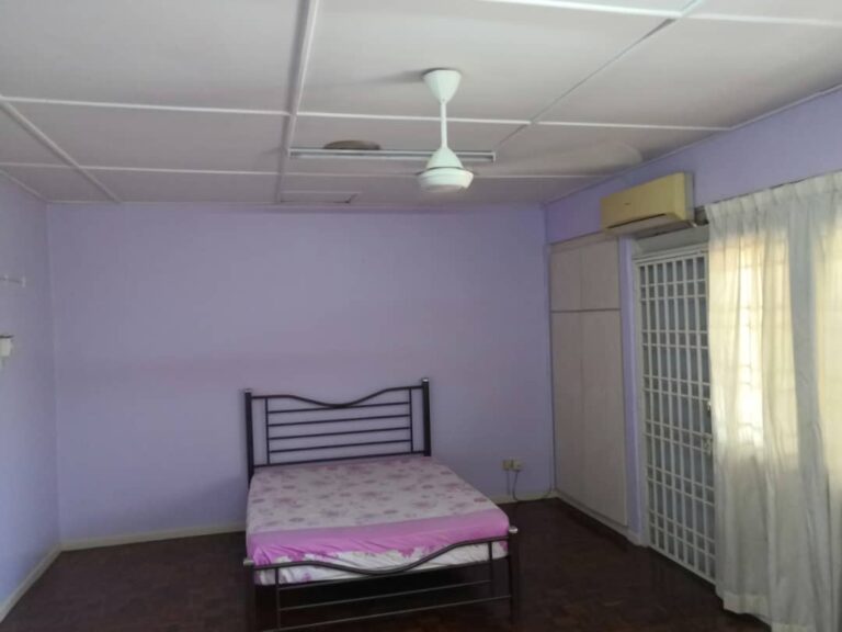 Master room for rent at Taman Eng Ann/Berkeley 3 23 master room - RoomGrabs