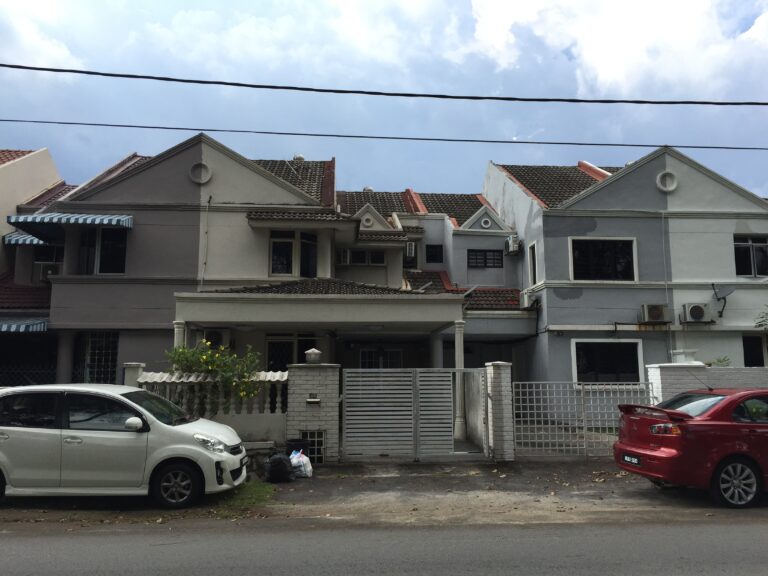 Master room Aircond at USJ 2. 3 416 - RoomGrabs