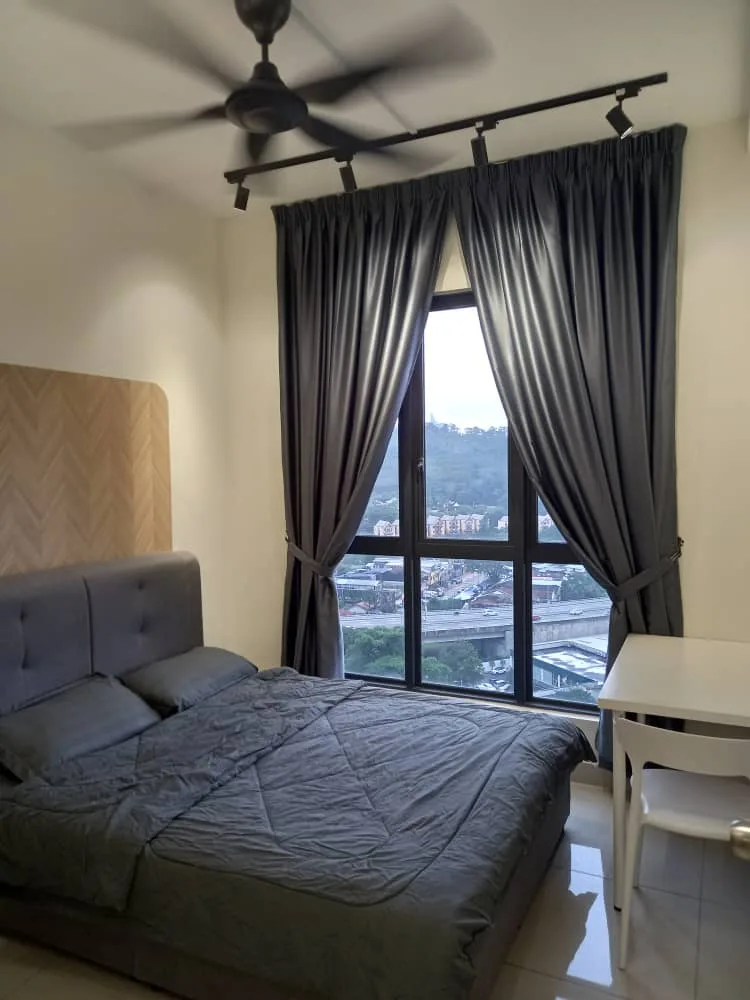 5776e371 2f08 4ddc 96cf cb0d1123eb06 - RoomGrabs