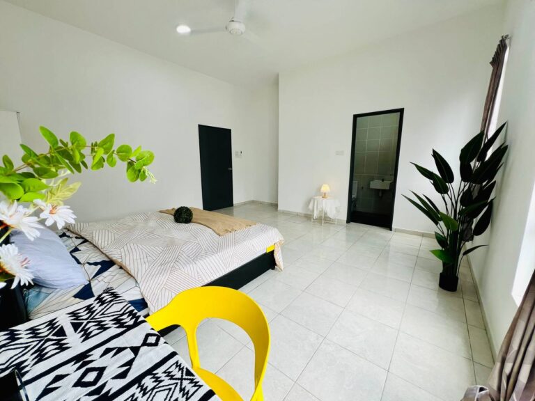 38629328 b522 4c89 b327 da92b0d31e55 | RoomGrabs
