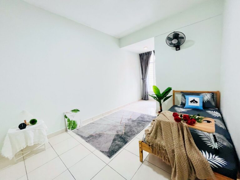 6 - RoomGrabs