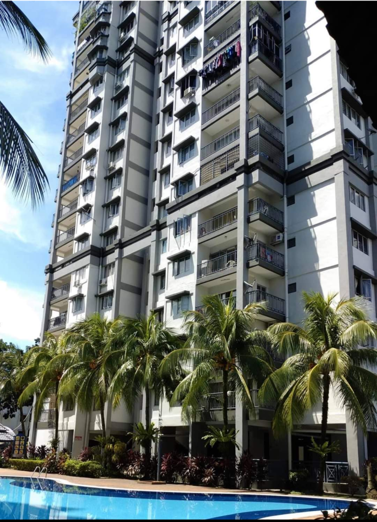 Alpha Condo | RoomGrabs