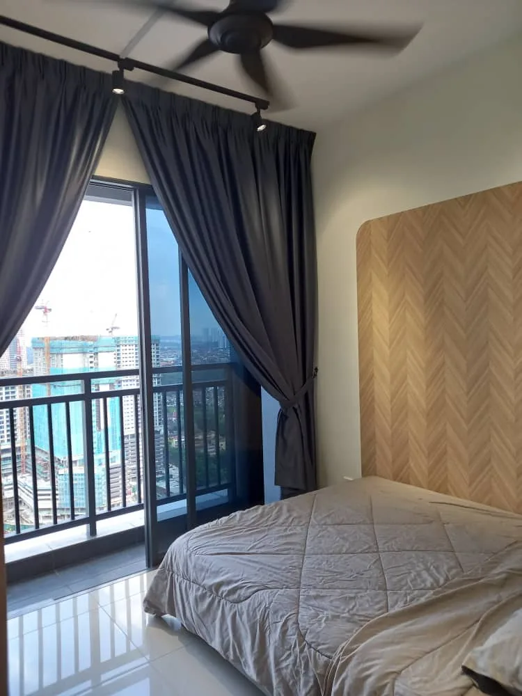 e138a18b cb5e 442e b9a6 5d88bceba608 - RoomGrabs