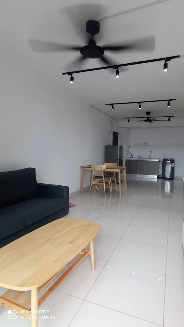 ffac20ad 2ee6 48a6 9149 bed2f6a30c11 | RoomGrabs