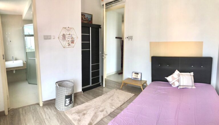rm650 master lily - RoomGrabs