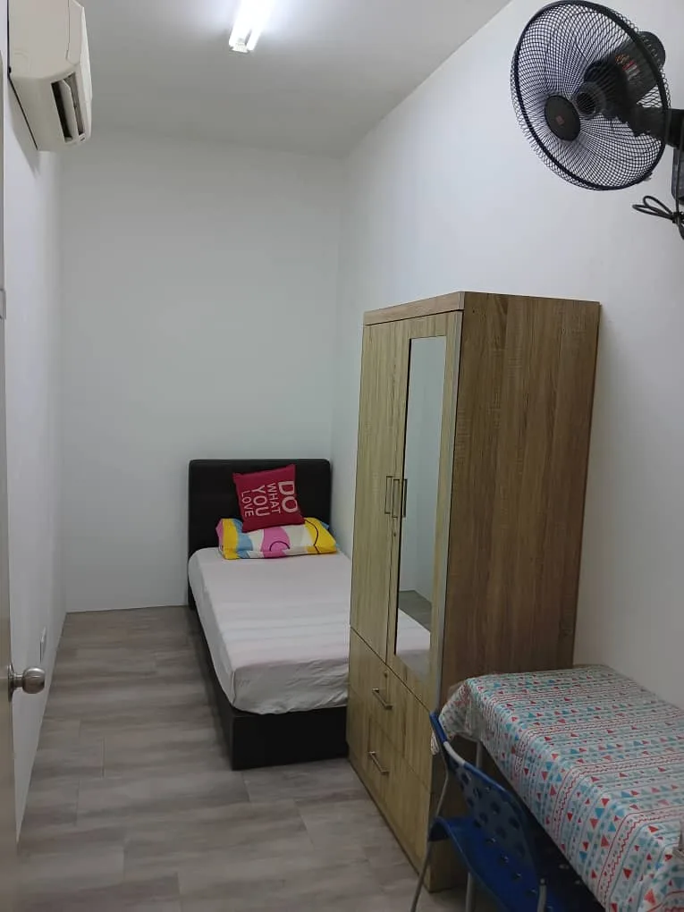 room2 - RoomGrabs