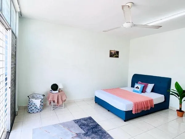 451688955 502524399015621 1457313550324512746 n | RoomGrabs