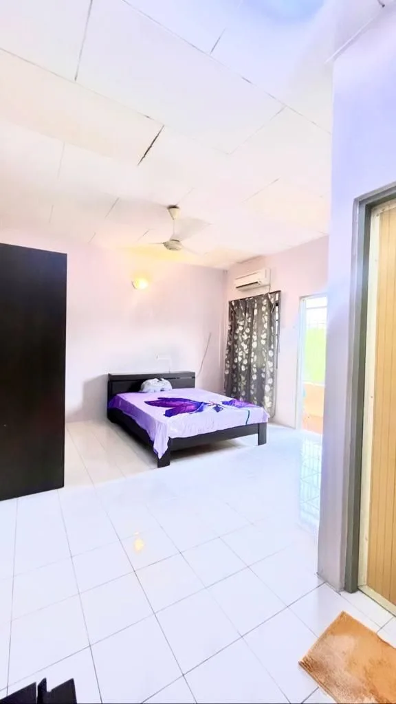 1000016094 - RoomGrabs