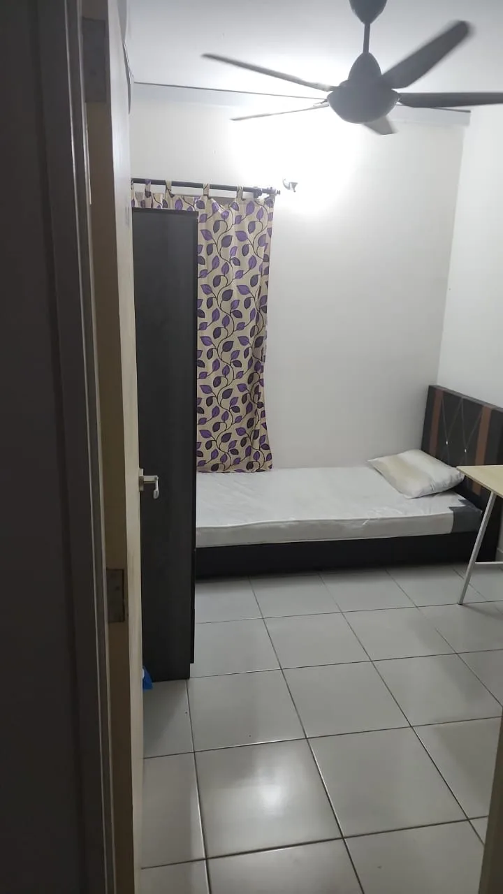 1000098606 - RoomGrabs