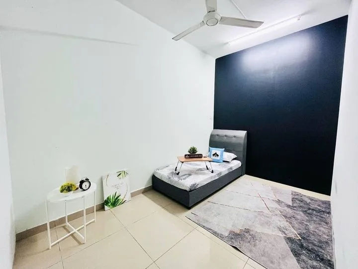 371928182 314256791175717 6863428589989206686 n | RoomGrabs