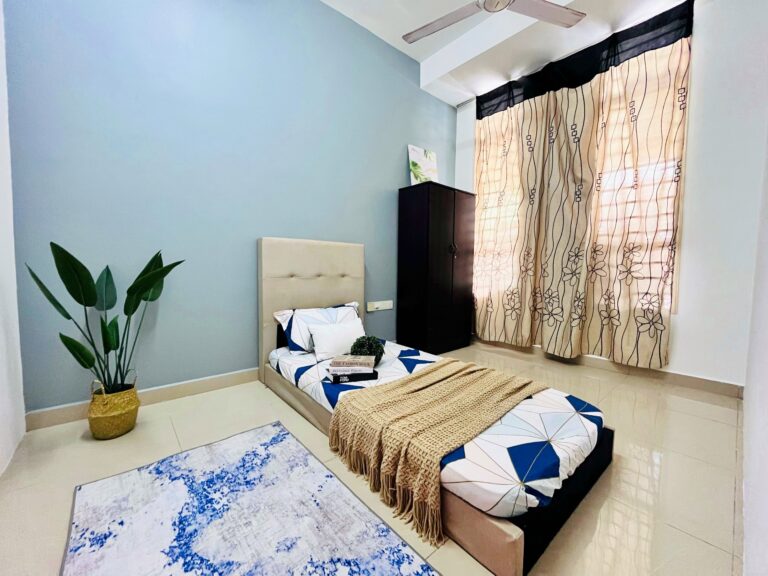 6321025737892672370 | RoomGrabs