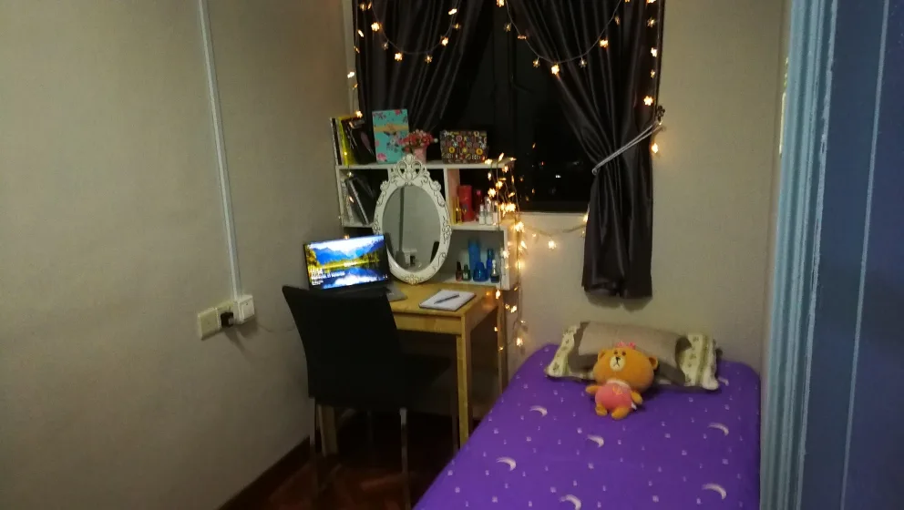 Mini World - RoomGrabs
