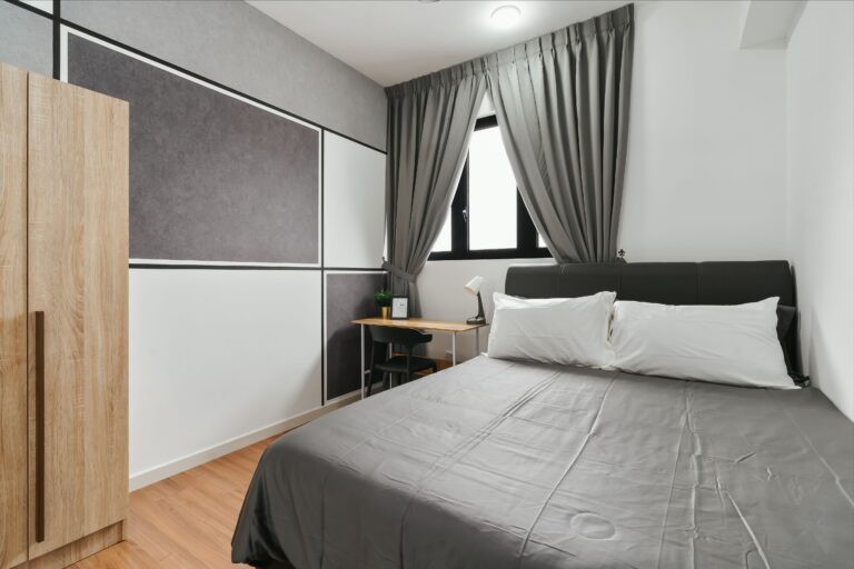 R2 1 - RoomGrabs