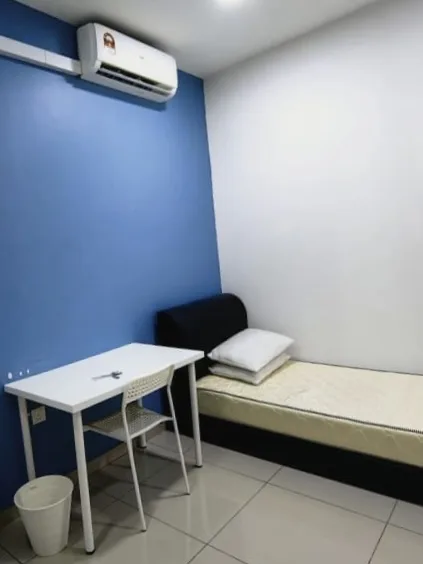 f5c24abf fd3d 478c a86a 0c3cf757ae92 - RoomGrabs