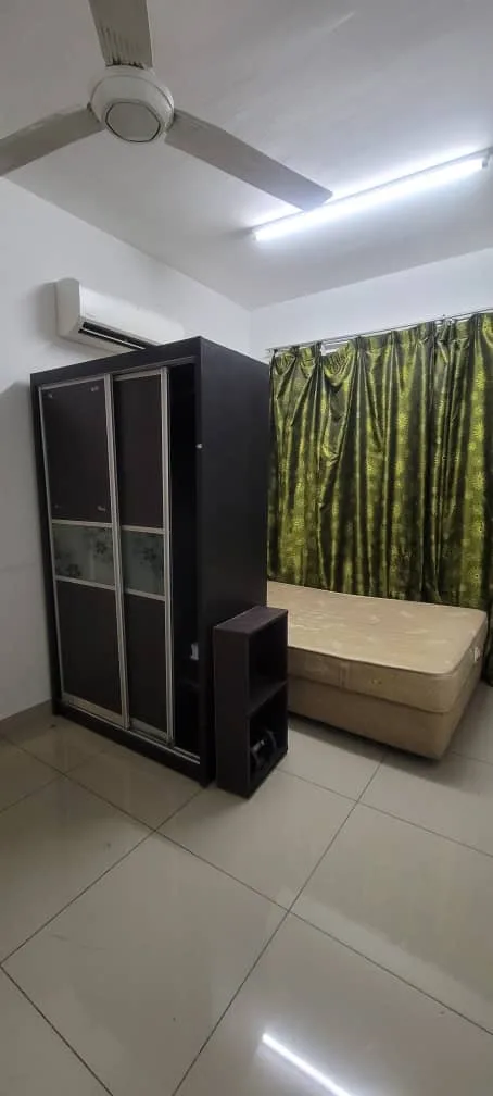 Bedroom 2 - RoomGrabs